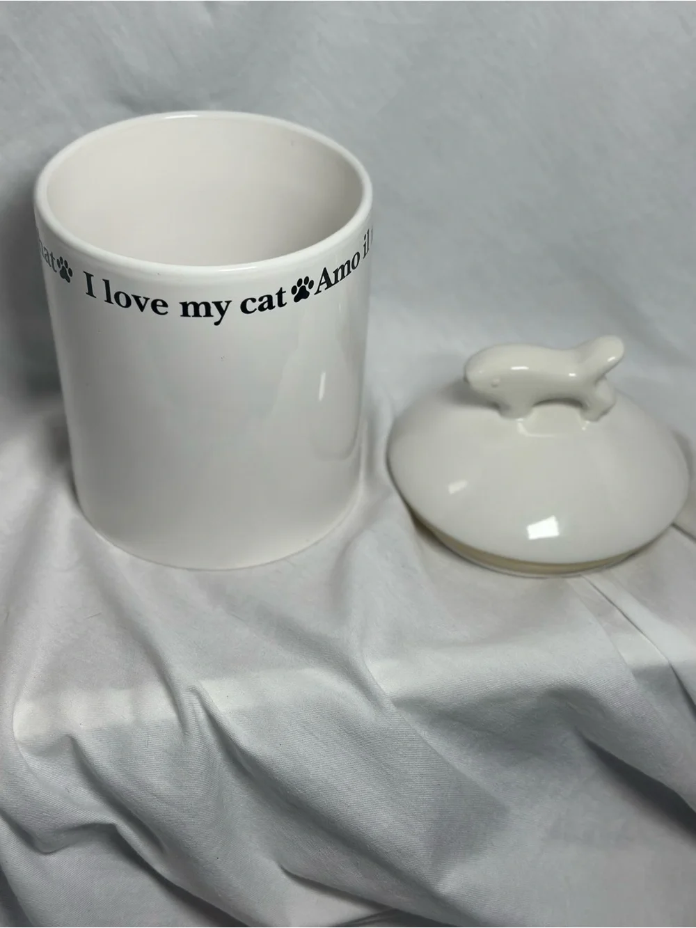 Ceramic 'I Love My Cat' White Treat Canister with Fish Lid- Cat Food Container